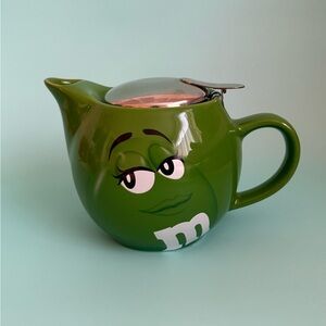 M&M's Green Teapot with Silver Lid
